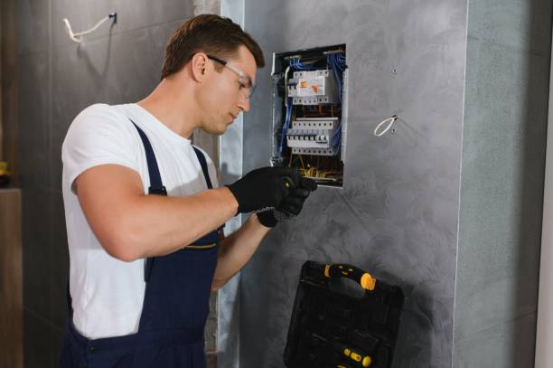 Best Licensed Electrician  in Tri Lakes, IN